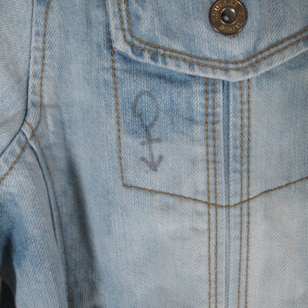 Route 66 Womens Faded Blue Jean Jacket Sz Large Band Lyrics Written Thro… - Picture 4 of 13